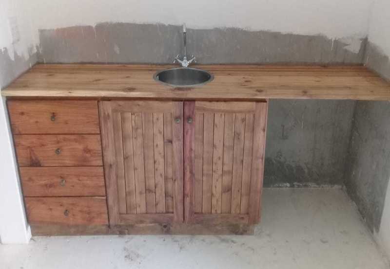 oregon scullery cabinet